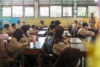 sekolah