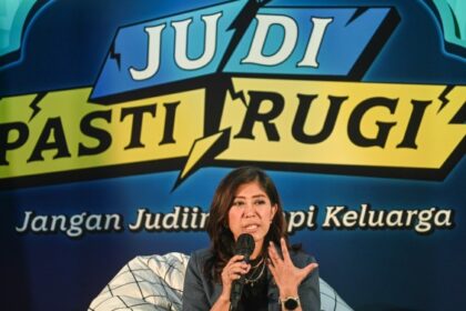 Menkomdigi Meutya Hafid saat peluncuran program #JudiPastiRugi bersama Gojek. Foto: dok humas