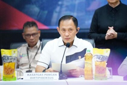Dirtipideksus Bareskrim Polri, Brigjen Helfi Assegaf dalam konferensi pers di gedung Bareskrim Polri, Jakarta Selatan, Rabu (12/3/2025).