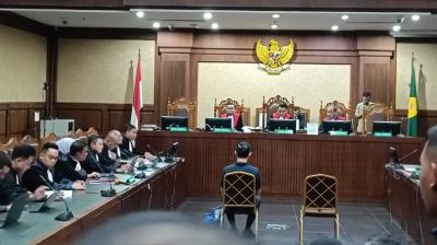 Tom Lembong mengajukan eksepsi usai didakwa merugikan negara sebesar Rp578 miliar terkait kasus dugaan korupsi impor gula. (Foto: ist)
