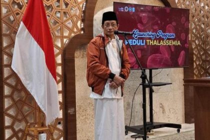 Imam Besar Masjid Istiqlal yang juga Menteri Agama Nasaruddin Umar, dalam peluncuran dan MoU Program Peduli Thalasemia di Masjid Istiqlal, Jakarta Pusat, Jumat (25/4/2025). Foto: Ist