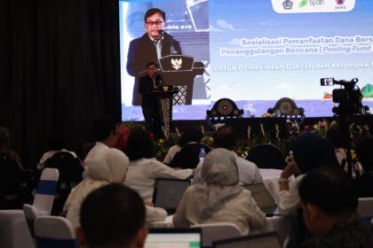 Pembukaan sosialisasi Pemanfaatan Dana Bersama Penanggulangan Bencana (Pooling Fund Bencana) tengah berlangsung sebagai rangkaian kegiatan Hari Kesiapsiagaan Bencana 2025. Kegiatan berlangsung di Graha Bakti Praja, Kantor Gubernur Nusa Tenggara Barat, Kota Mataram, NTB, Senin (28/4/2025). Foto: Ist