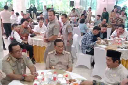 Gubernur DKI Jakarta, Pramono Anung dan Wagub Rano Karno saat acara halalbihalal.(Foto Sofian/ipol.id)
