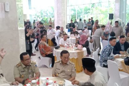 Gubenur DKI Jakarta, Pramono Anung.(tengah).(foto sofian/ipol.id)