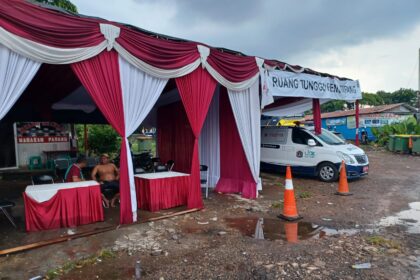 Suasana arus balik penumpang pemudik bus AKAP di Terminal Lebak Bulus, Cilandak, Jakarta Selatan, mulai menurun. Posko pelayanan sudah berakhir pada Selasa (8/4/2025). Foto: Joesvicar Iqbal/ipol.id