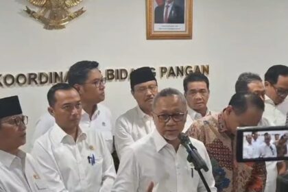 Menko Bidang Pangan Zulkifli Hasan (Zulhas) dalam konferensi pers di Kantor Menko Pangan, Jakarta Pusat. Foto: dok/Ist