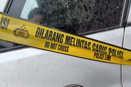 Ilustrasi - Dilarang melintasi garis police line yang terpasang di tempat kejadian perkara (TKP). Foto: Dok/ipol.id