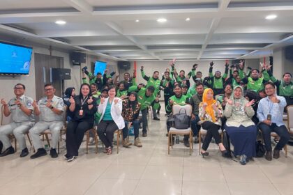 Kantor Cabang BPJS Ketenagakerjaan Jakarta Puit gencar bersosialisasi program Jaminan Sosial Ketenagakerjaan (Jamsostek) bagi pekerja sektor informal.