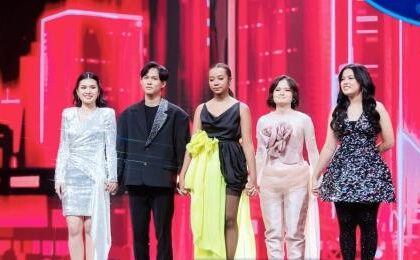 Dramatis, Angie Carvalho, Tereliminasi, di Indonesian Idol Season XIII, Penggemar Sedih. Foto/idol