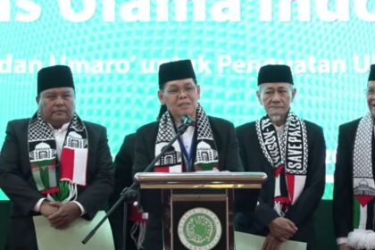 Sekretaris Jenderal Majelis Ulama Indonesia (MUI), Buya Amirsyah, menegaskan komitmen kebangsaan umat Islam melalui pembacaan dan penandatanganan Piagam Ukhuwah. Foto: MUI