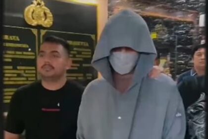 Fachri Albar jadi tersangka dalam kasus dugaan penyalahgunaan narkotika. Foto: ipol.id