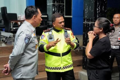Kakorlantas Polri Irjen Pol Agus Suryanugroho memprediksi puncak arus balik Lebaran akan terjadi pada 5, 6, dan 7 April 2025 mendatang.