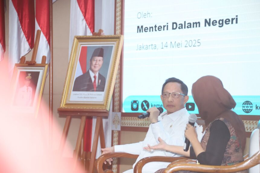 Mendagri Muhammad Tito Karnavian saat menjadi pembicara pada Konferensi Pendidikan Indonesiadi Auditorium Dinas Pendidikan Provinsi DKI Jakarta, Rabu (14/5/2025). Foto: Ist