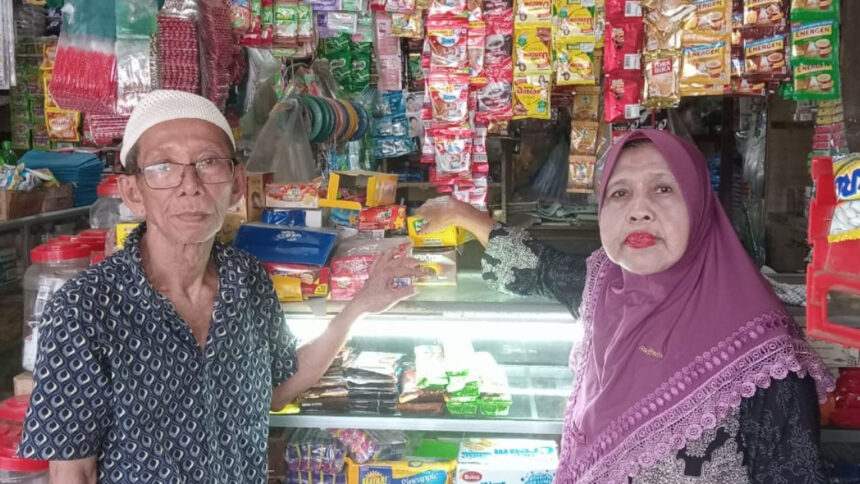 Askar Simbolon dan istrinya Asniar Pasaribu Foto: Kemenag