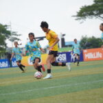 Foto: Aksi lincah Clea Abelia membawa SDN Kalisari 01 menjadi juara KU 10i MilkLife Soccer Challenge – Jakarta 2025.