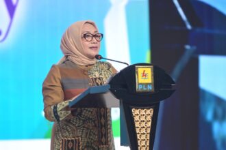 Menteri Pemberdayaan Perempuan dan Perlindungan Anak (PPPA), Arifah Fauzi mengapresiasi komitmen PLN dalam mewujudkan lingkungan kerja yang setara dan inklusif melalui berbagai inisiatif strategis. Foto: Dok PLN
