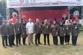 Ribuan buruh memadati acara yang diisi mulai parade defile serikat buruh, penampilan marching band, pembagian door prize, serta pemberian paket sembako dan santunan dari BPJS Ketenagakerjaan.