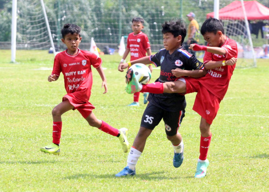 Meriah, di Pembukaan Piala Bergilir Ketua Umum KONI Pusat Ke VI, Menpora, KONI Dan Kopassus Berikan Motivasi. Foto/ist