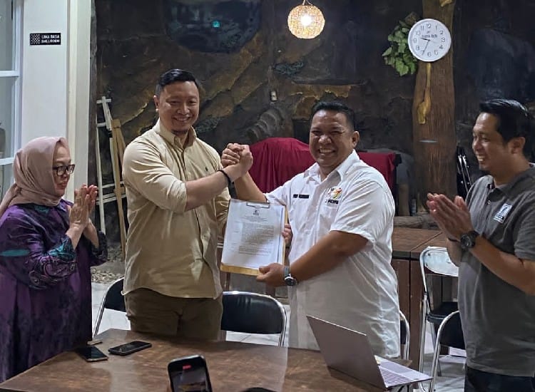 Firman Kurniawan Kukuhkan Asosiasi BMX Indonesia (ABI) Provinsi Kalimantan Selatan. Foto/humas ABI