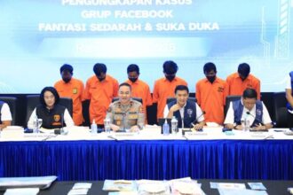 Polisi merilis kasus grup Facebook bernama Fantasi Sedarah. Foto: humas polri