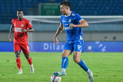 Mateo Kocijan berpisah dengan Persib. Foto: LIB
