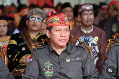 MenLH Hanif Faisol Nurofiq