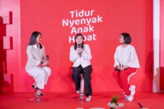 Sesi Talk show mengenai pentingnya kualitas tidur bagi tumbuh kembang anak bersama Nucha Bachri, dr. Yuni Astria Sp.A dan Caca Tengker.