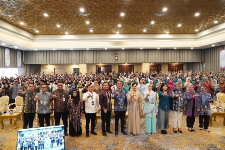 OJK Gandeng AO PNM dalam Program SICANTIKS untuk Perkuat Literasi Keuangan Syariah 2 SICAN 1