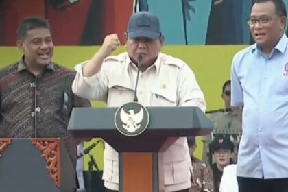 Presiden Prabowo Subianto berpidato dalam peringatan Hari Buruh Internasional (May Day) 2025 di Lapangan Monas, Jakarta Pusat, Kamis (1/5/2025). Foto: Ist