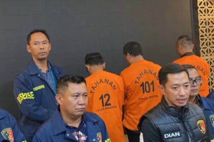 Polda Banten menetapkan tiga tersangka kasus pemalakan. Foto: ipol.id