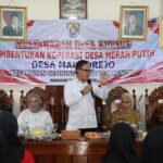 Wamendagri Bima Arya saat melakukan kunjungan ke Kendal Jawa Tengah. Foto; Dok Humas