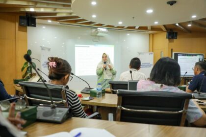 Melalui program Tanggung Jawab Sosial dan Lingkungan (TJSL) bertajuk BRI Peduli, BRI menyelenggarakan kegiatan fasilitasi sertifikasi halal bagi pelaku UMKM di berbagai daerah. Foto: Dok BRI