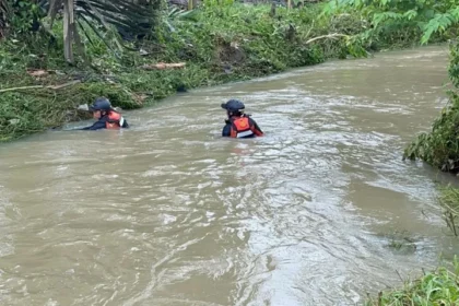 balita terseret banjir