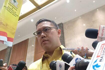 dpr dave laksono