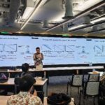 Lebih dari 60 calon customer dan mitra Huawei Cloud Indonesia ikut serta dalam lokakarya yang diadakan di Huawei Office.