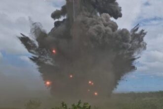 Ledakan amunisi kedaluwarsa di Garut pada Senin (12/5/2025) yang menewaskan 13 orang (foto: ist)