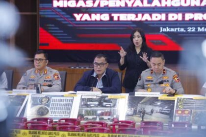 Bareskrim Polri membongkar praktik elpiji oplosan di Jaktim dan Jakut. Foto: polri