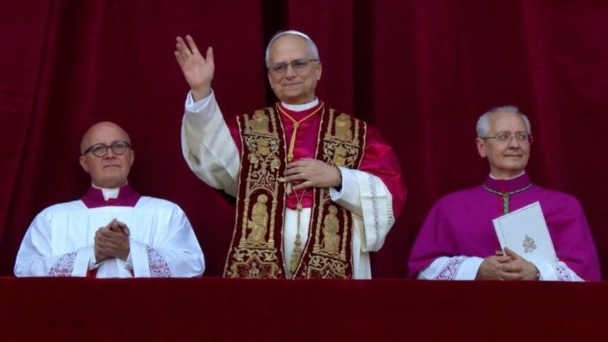 Kardinal Robert Francis Prevost dari Amerika Serikat sebagai Paus terpilih ke-267 dengan nama Paus Leo XIV. Foto: Vatican News