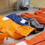 Kantong jenazah 11 korban tewas saat pemusnahan amunisi tak layak pakai di Garut, Jawa Barat, Senin pagi.