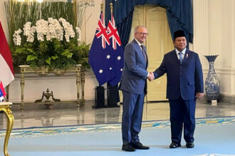 Prabowo, Ajak PM Australia Naik Kuda di Hambalang