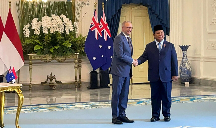 Prabowo, Ajak PM Australia Naik Kuda di Hambalang