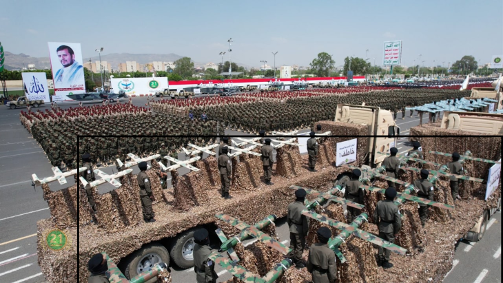 Defile pasukan Houthi Yaman lengkap dengan rudal dan drone. Foto: Houthi Media