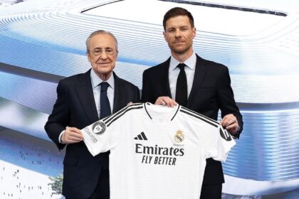 Pelatih anyar Real Madrid Xabi Alonso (kanan) bersama presiden klub Florentino Perez. Foto: Instagram @realmadrid