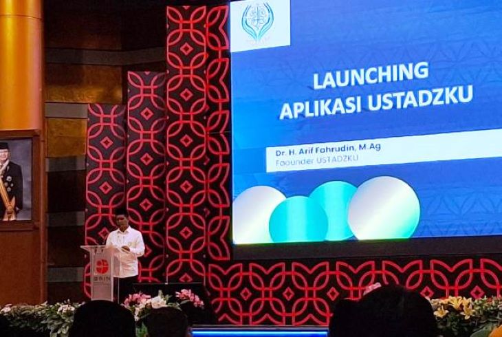 Founder Ustadzku, KH Dr Arif Fahrudin menyampaikan aplikasi ini lahir dari dorongan kuat untuk melakukan pembaruan dalam metode dakwah Islam. Foto: MUI