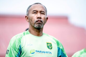 Uston Nawawi,