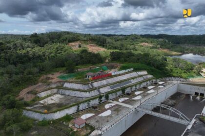 Tampak udara bendungan Marangkayu di Kabupaten Kutai Kartanegara, Provinsi Kalimantan Timur. (Dok Kementerian PU)