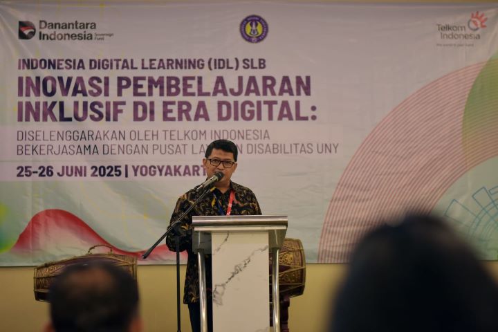 GM Witel Yogya Jateng Selatan Agus Faisal saat memberikan sambutan pada acara pelatihan Indonesia Digital Learning (IDL) yang diselenggarakan di Yogyakarta, pada 25-26 Juni 2025. Foto: Telkom Indonesia