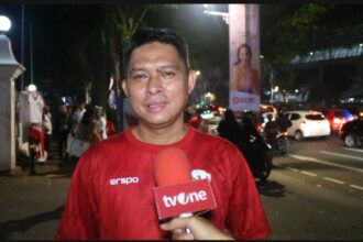 Uti Royden Top, S.M.