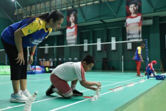 Foto: Pyramid Shuttlecock, menyusun kok berbentuk piramid sesuai dengan jumlah yang telah ditentukan.