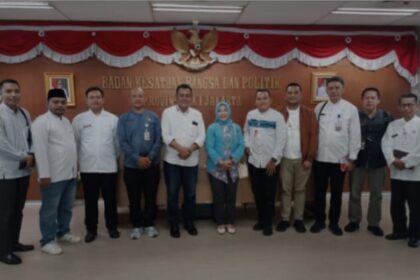 Ketua LPEB, Firman Toekan saat audiensi dengan Kesbangpol DKI. Foto: LPEB